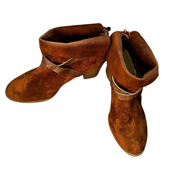 New Directions Jorie Strap Cognac Suede Ankle Boots Sz 10 Womens Chunky 3" Heel - Picture 15 of 16